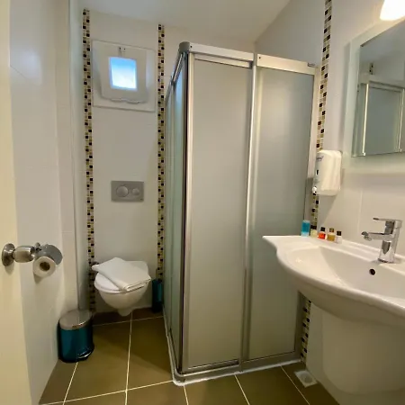 Konfor Hotel Cedit